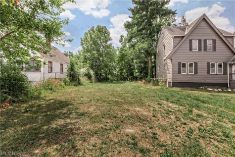 14100 Rexwood Avenue Cleveland OH 44105