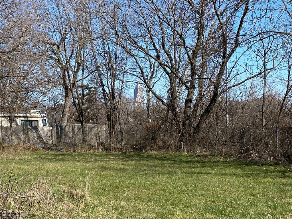 V/l W 16th Street Cleveland OH 44113