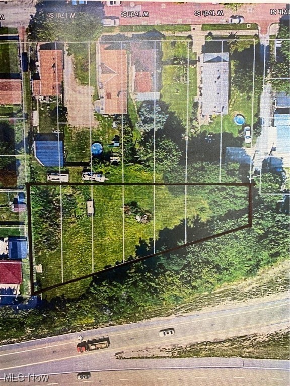 V/l W 16th Street Cleveland OH 44113