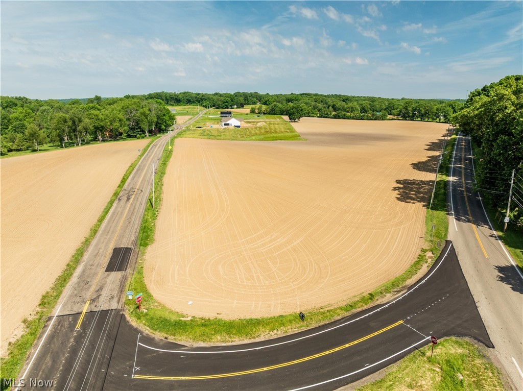 Lafayette Drive NW Canal Fulton OH 44614