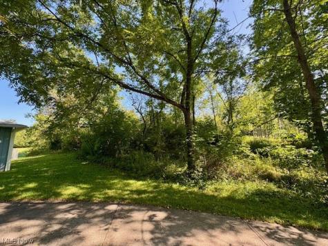 V/l Edgerton Road North Royalton OH 44133