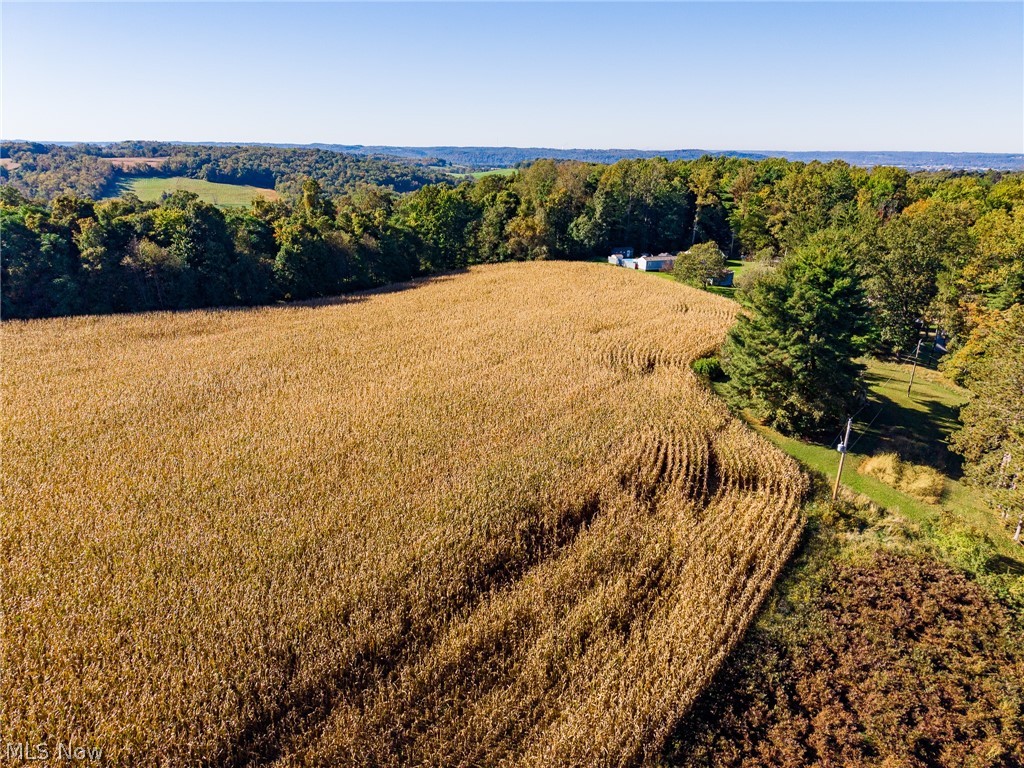 25994 County Road 10 Road Fresno OH 43824