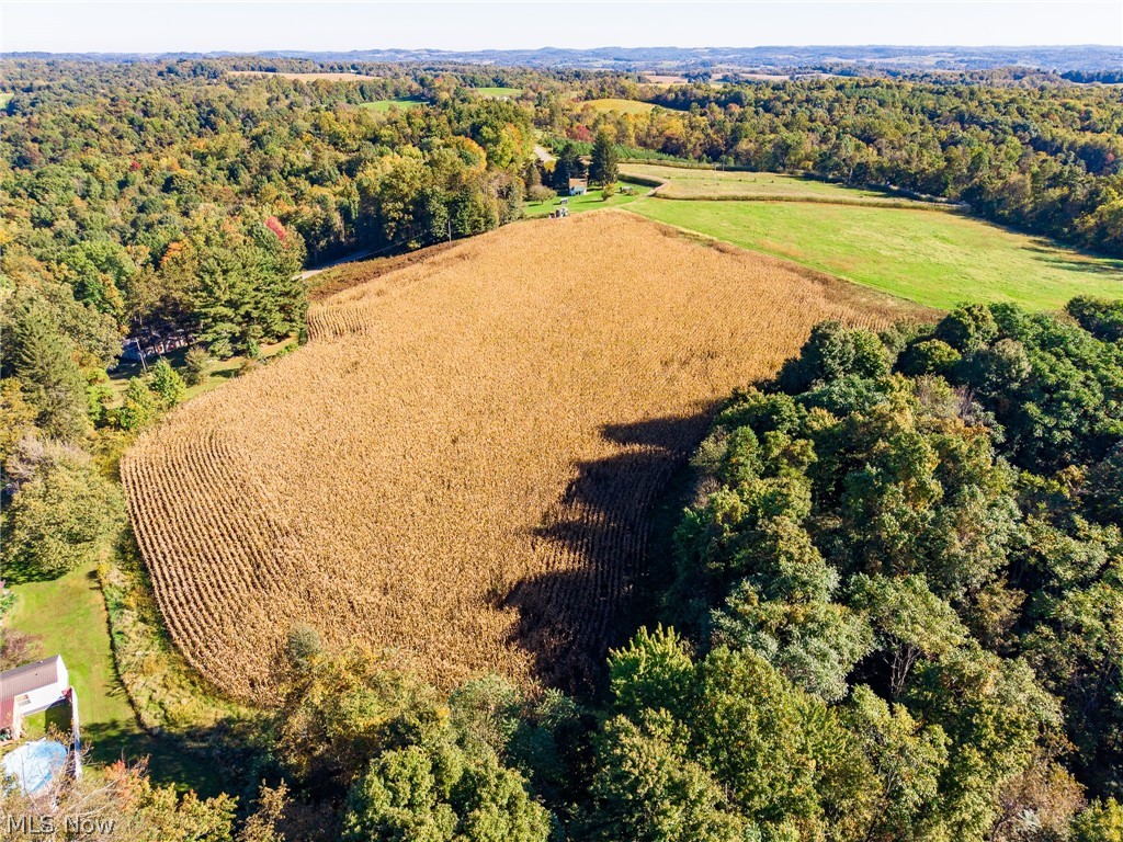 25994 County Road 10 Road Fresno OH 43824