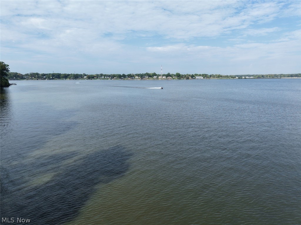 Mahoning Road Lake Milton OH 44429