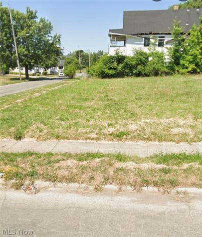 797 E 125th Street Cleveland OH 44108