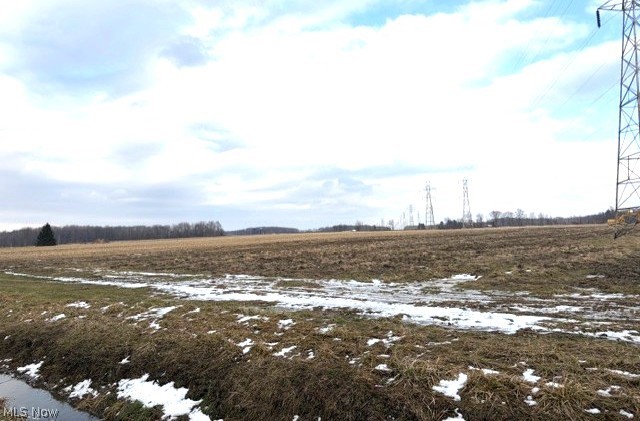 Ville Atkins Road Geneva OH 44041
