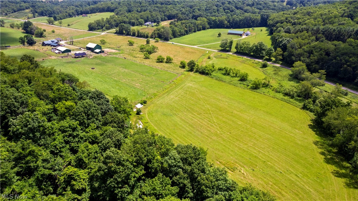 9145 Cologne Road SW Bowerston OH 44695