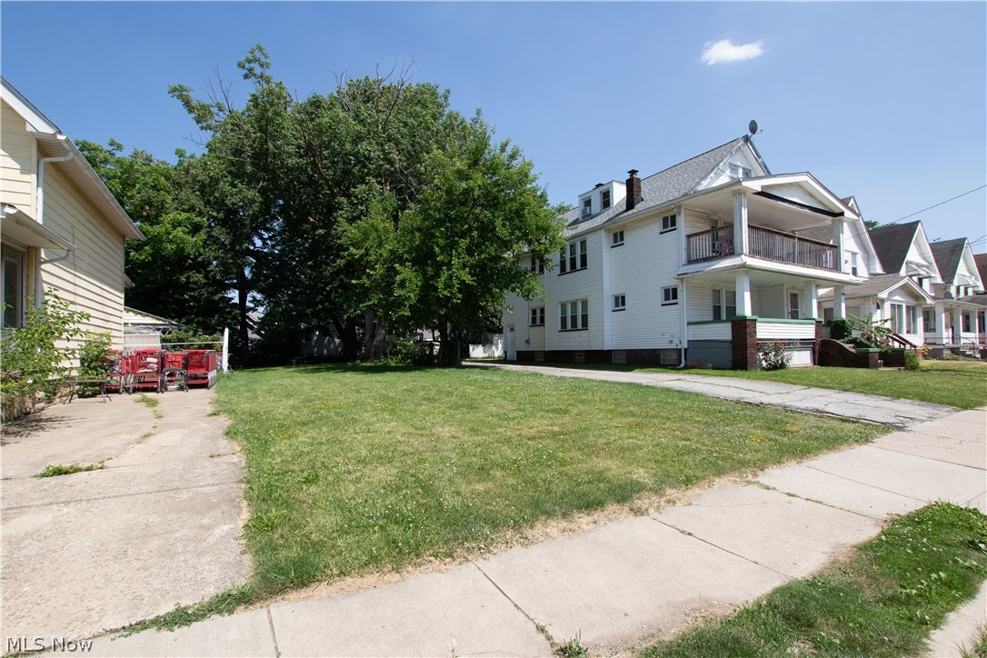 2185 W 105th Street Cleveland OH 44102