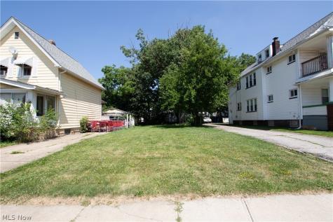2185 W 105th Street Cleveland OH 44102
