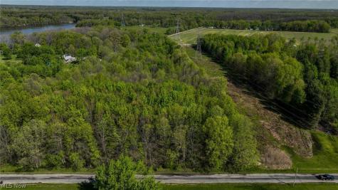 Oyster Road North Benton OH 44449