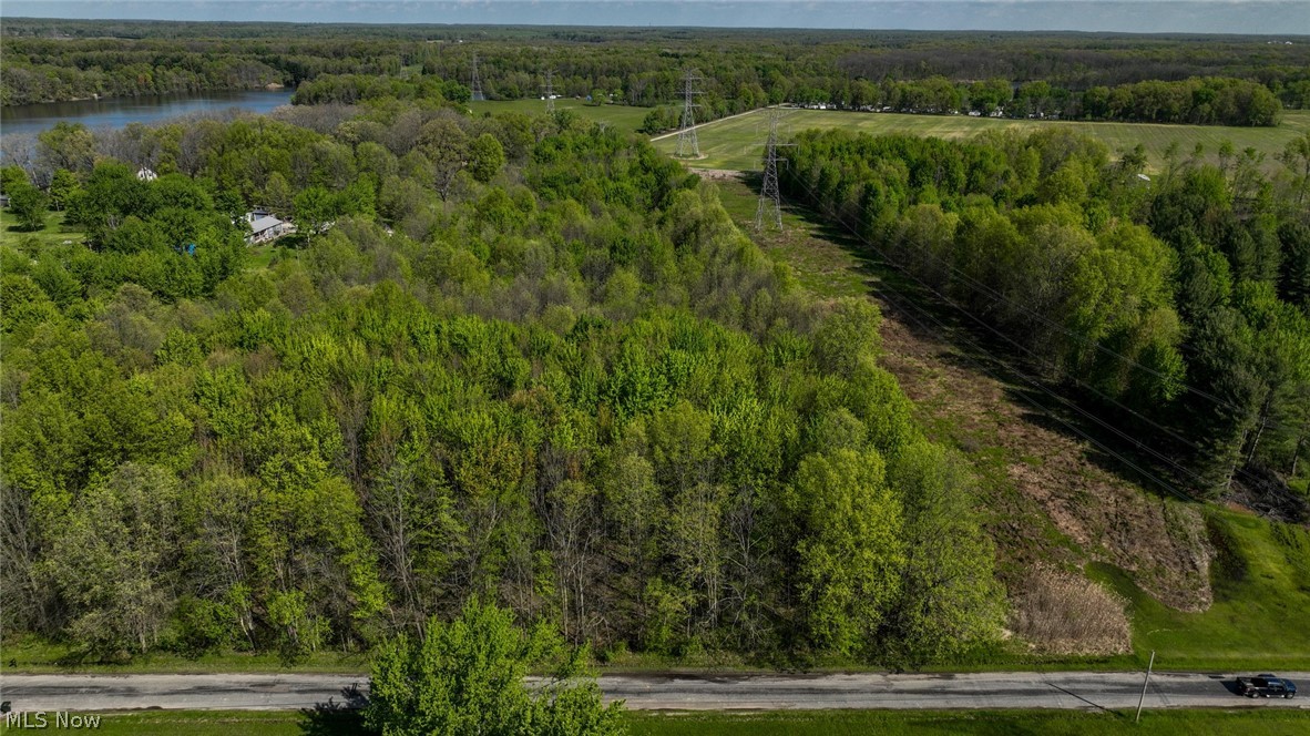 Oyster Road North Benton OH 44449