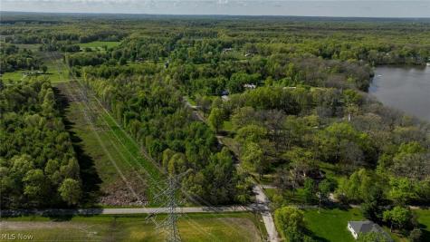 Oyster Road North Benton OH 44449