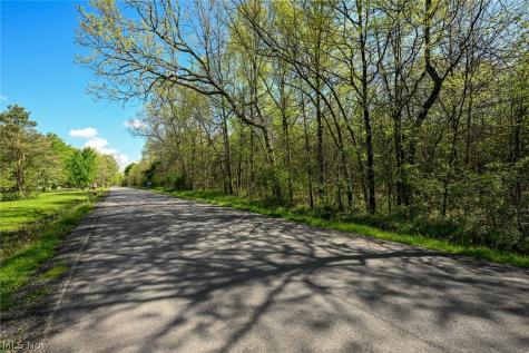 Oyster Road North Benton OH 44449