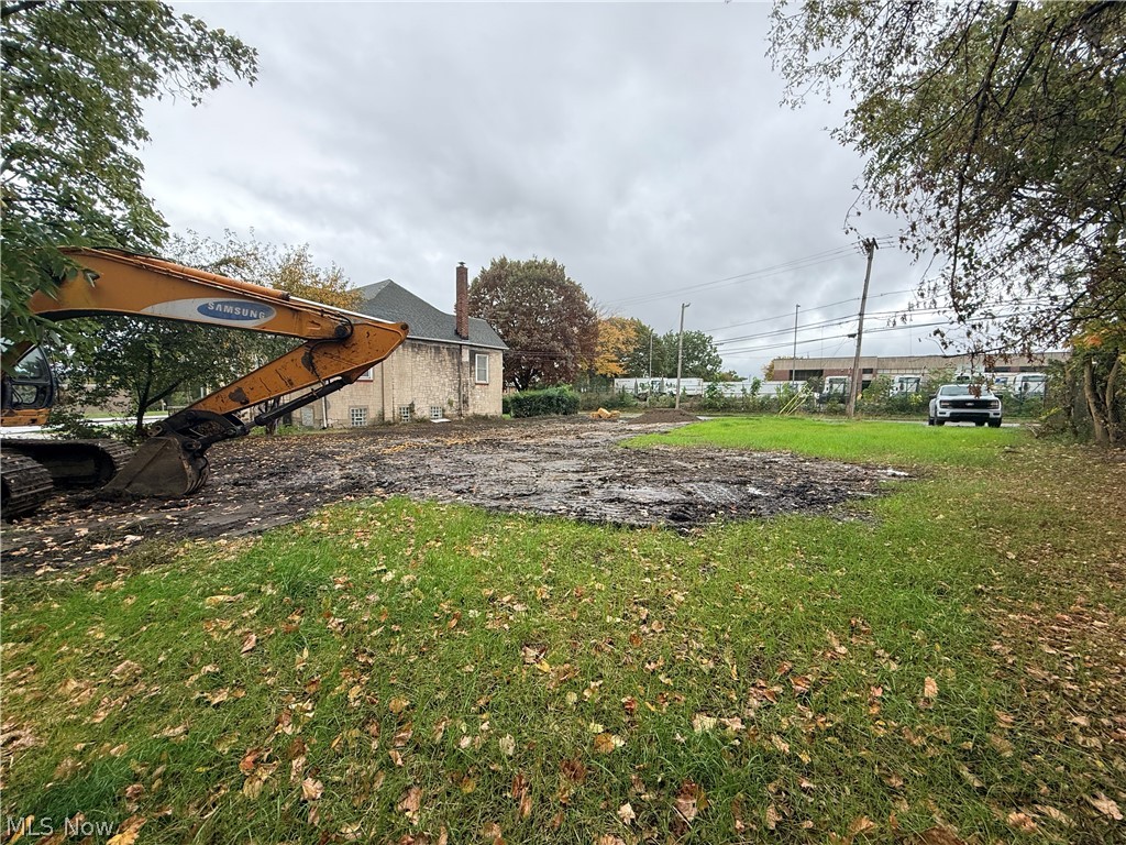 184 E Voris Street Akron OH 44311