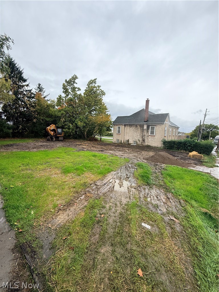 184 E Voris Street Akron OH 44311