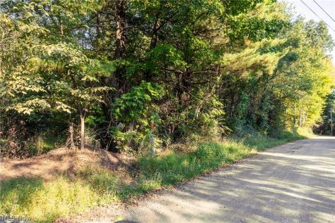 10772 Lawndell Road SW Navarre OH 44662