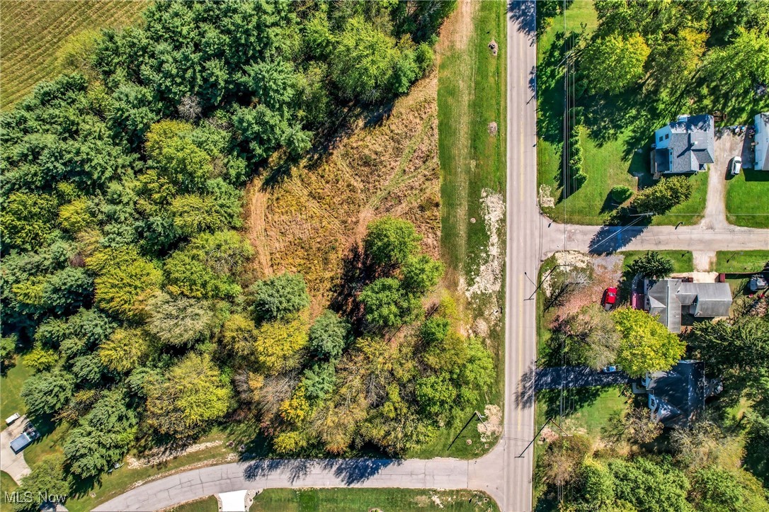 6 Nezbar Drive Warren OH 44481