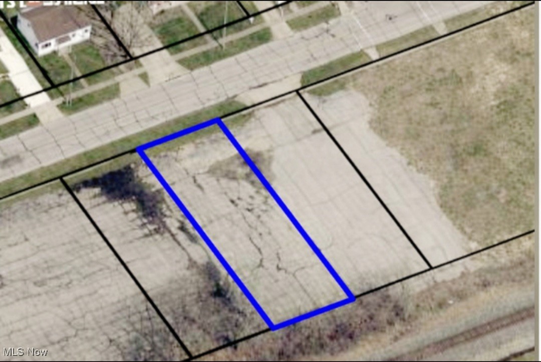 1122 F Street Lorain OH 44052