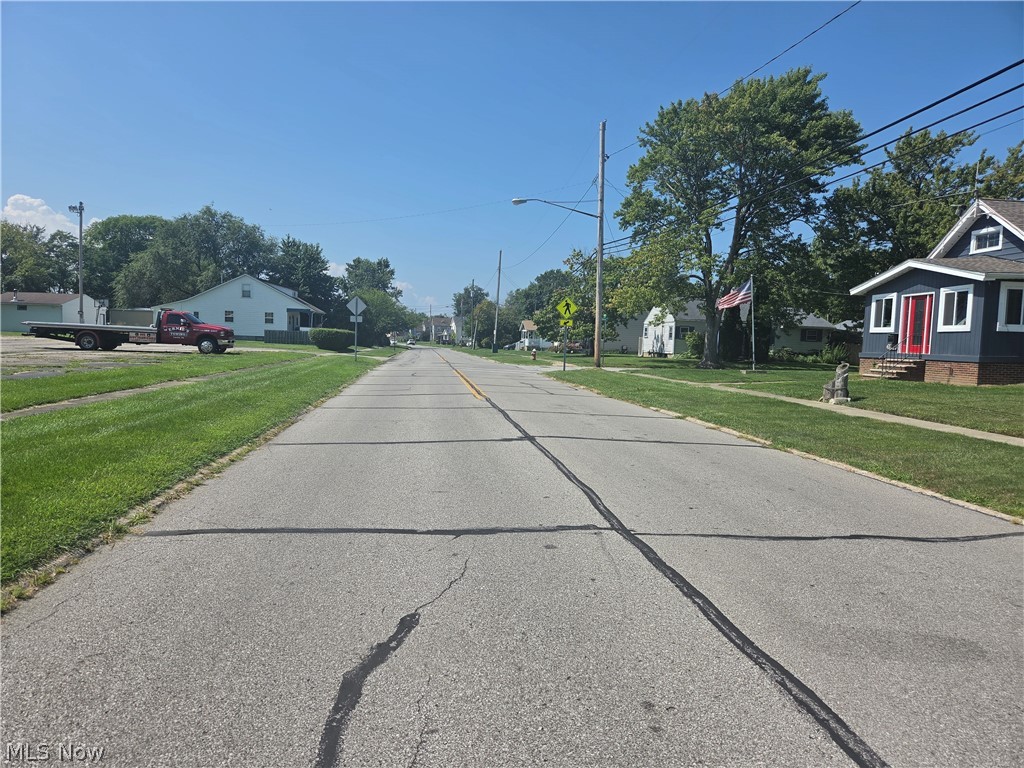 1122 F Street Lorain OH 44052