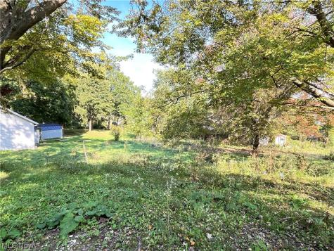 12380 Hoover Avenue NW Uniontown OH 44685