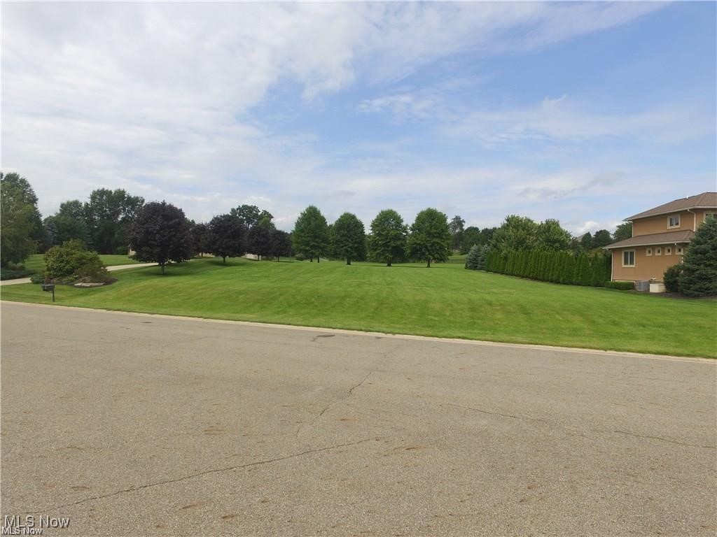 6882 Glengarry Avenue NW Canton OH 44718