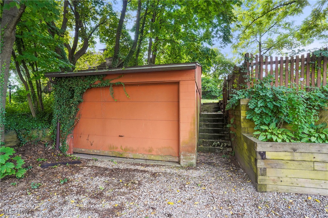 796 Portage Lakes Drive Akron OH 44319