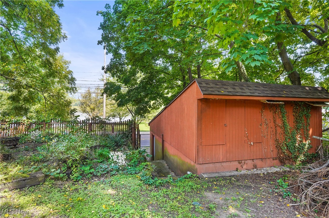 796 Portage Lakes Drive Akron OH 44319