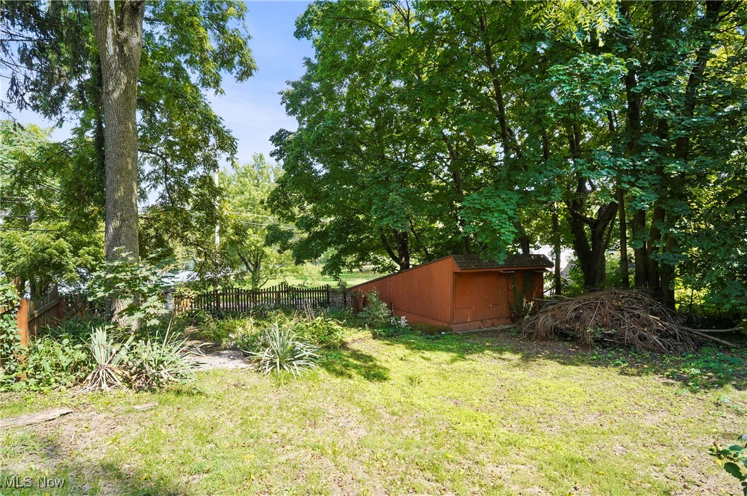 796 Portage Lakes Drive Akron OH 44319