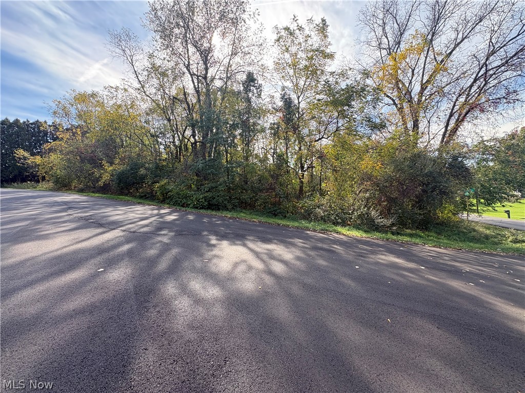 Sherylton Hills Drive Uniontown OH 44685