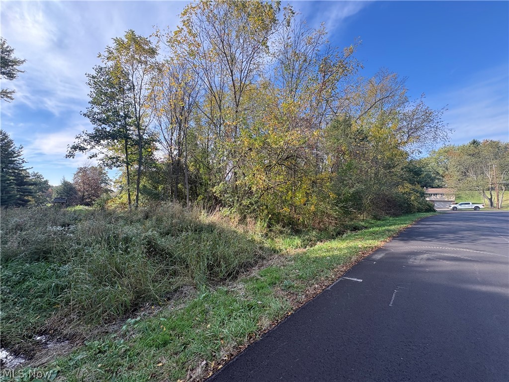 Sherylton Hills Drive Uniontown OH 44685