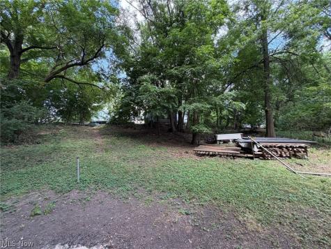 524 4th Street SW Massillon OH 44647