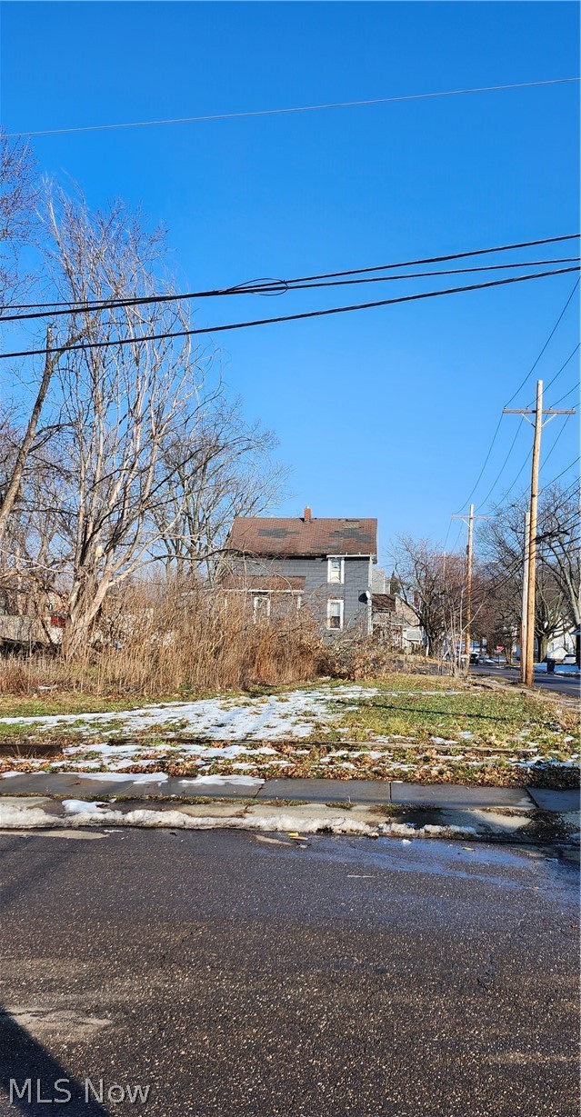 281 E Thornton Street Akron OH 44311