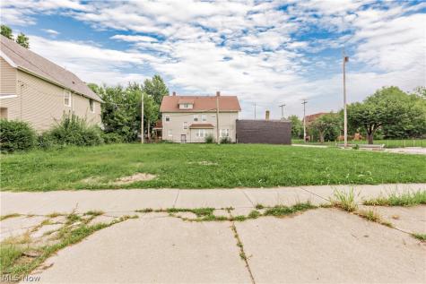 14505 Woodworth Road Cleveland OH 44112