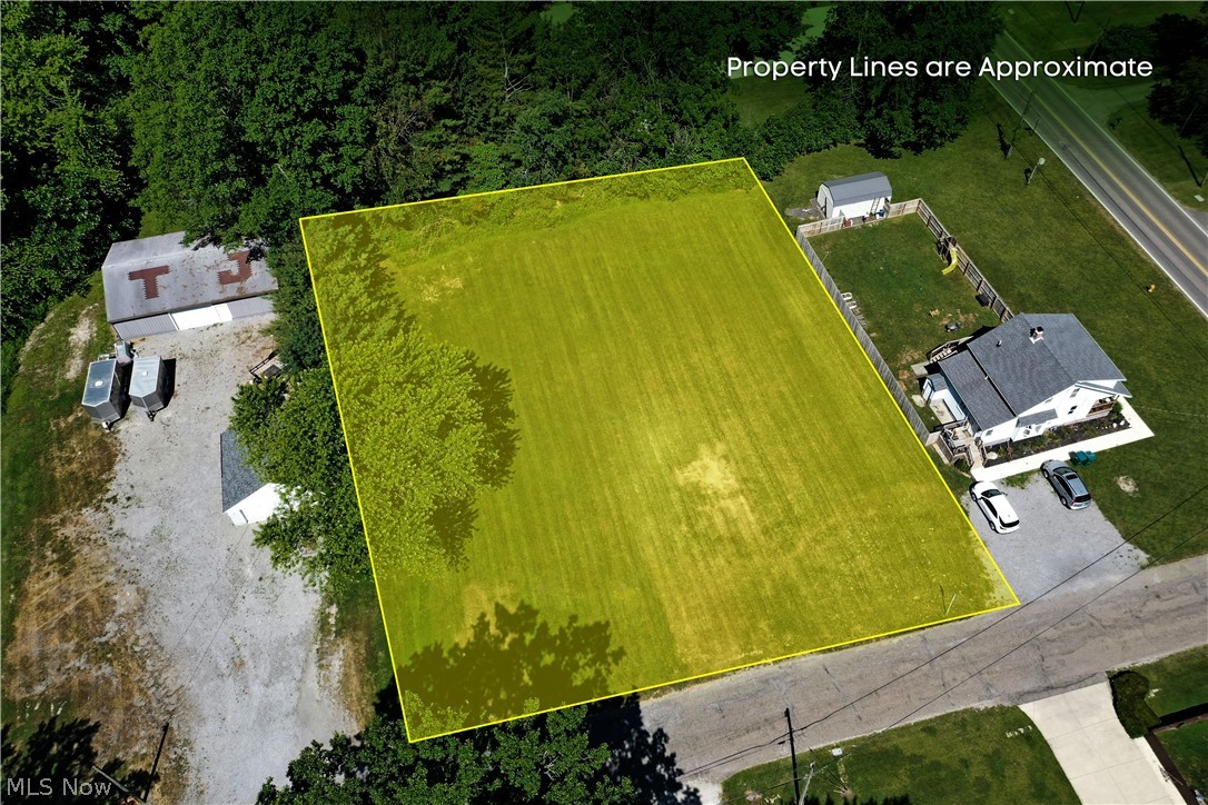 Myrtle Avenue NW Warren OH 44483
