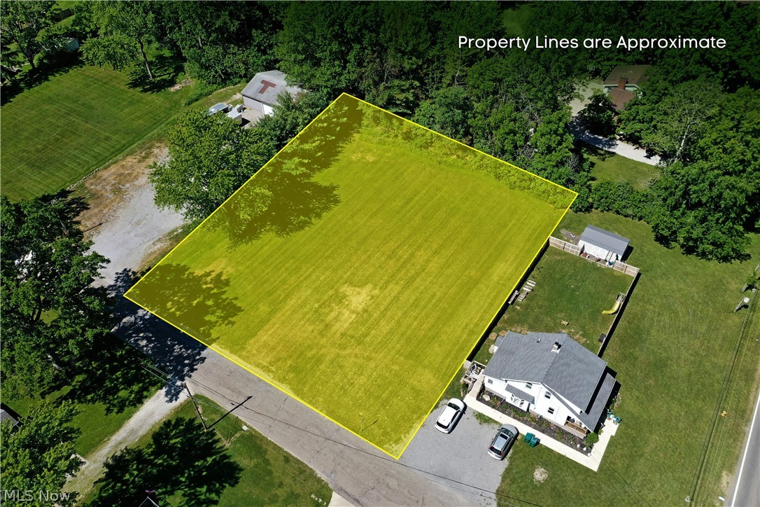 Myrtle Avenue NW Warren OH 44483