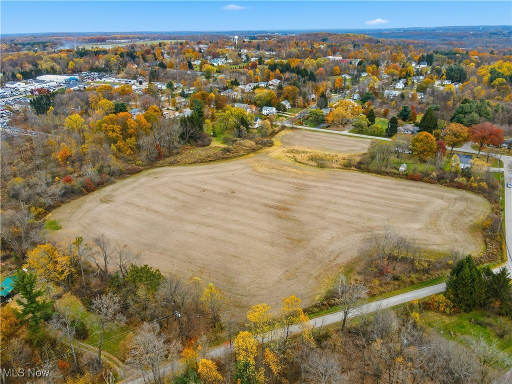 V/l Rapids Road Burton OH 44021