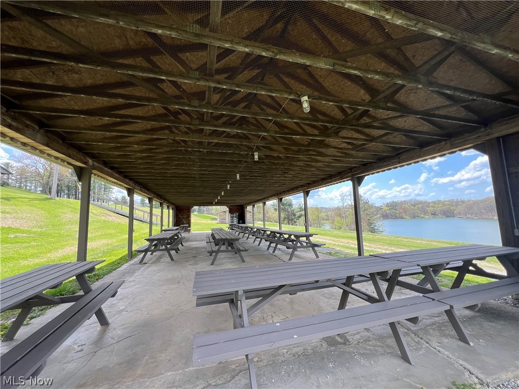 Kirchberg Drive Millersburg OH 44654