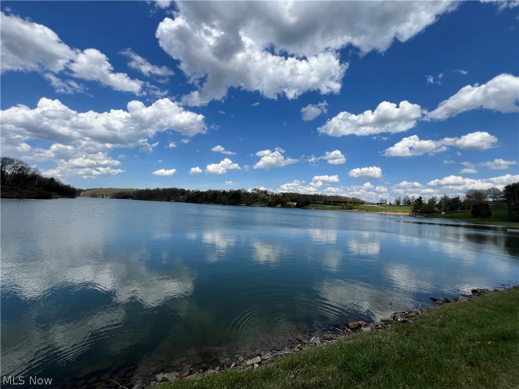 Kirchberg Drive Millersburg OH 44654