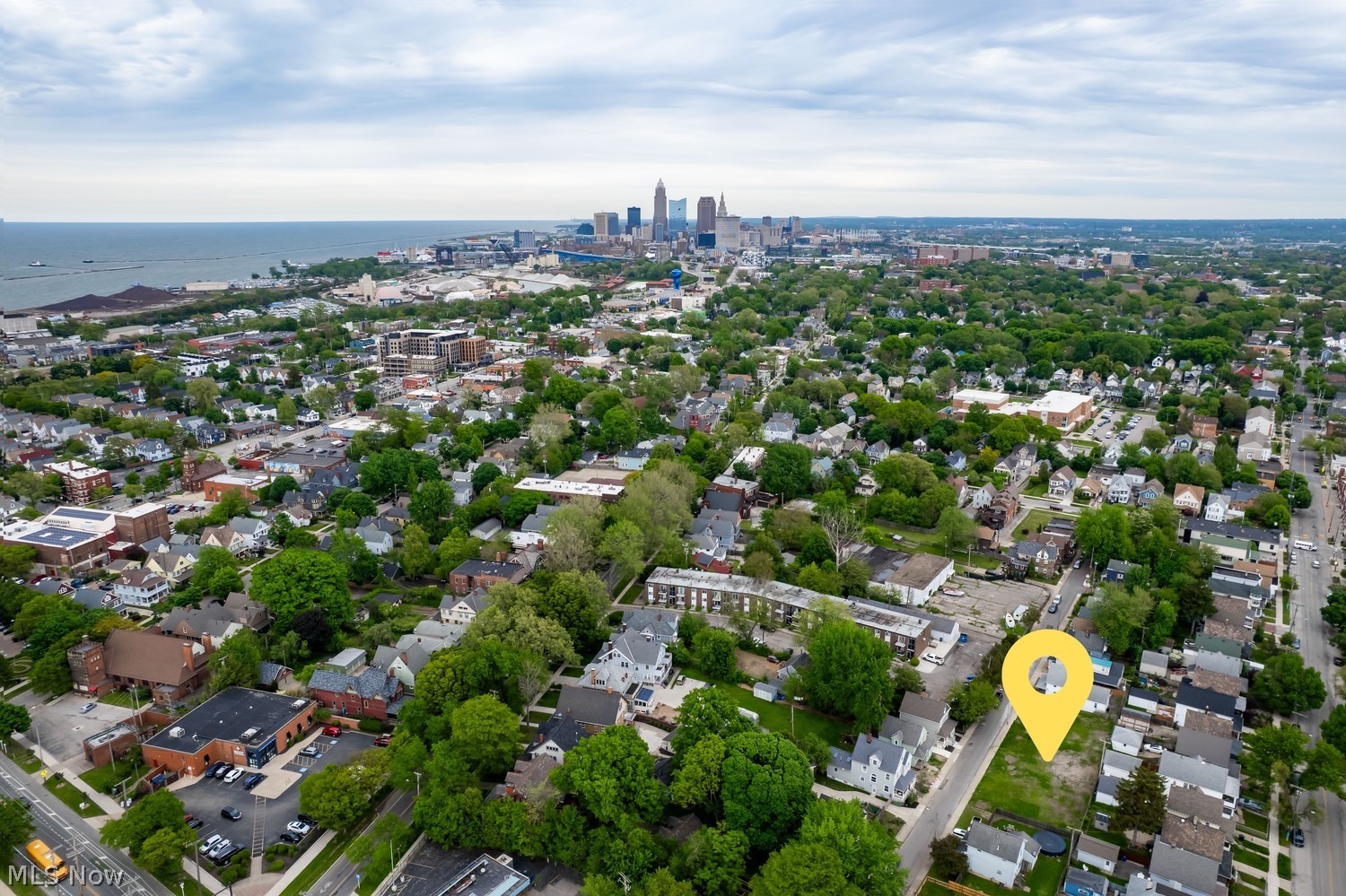 6107 Ellen Avenue Cleveland OH 44102