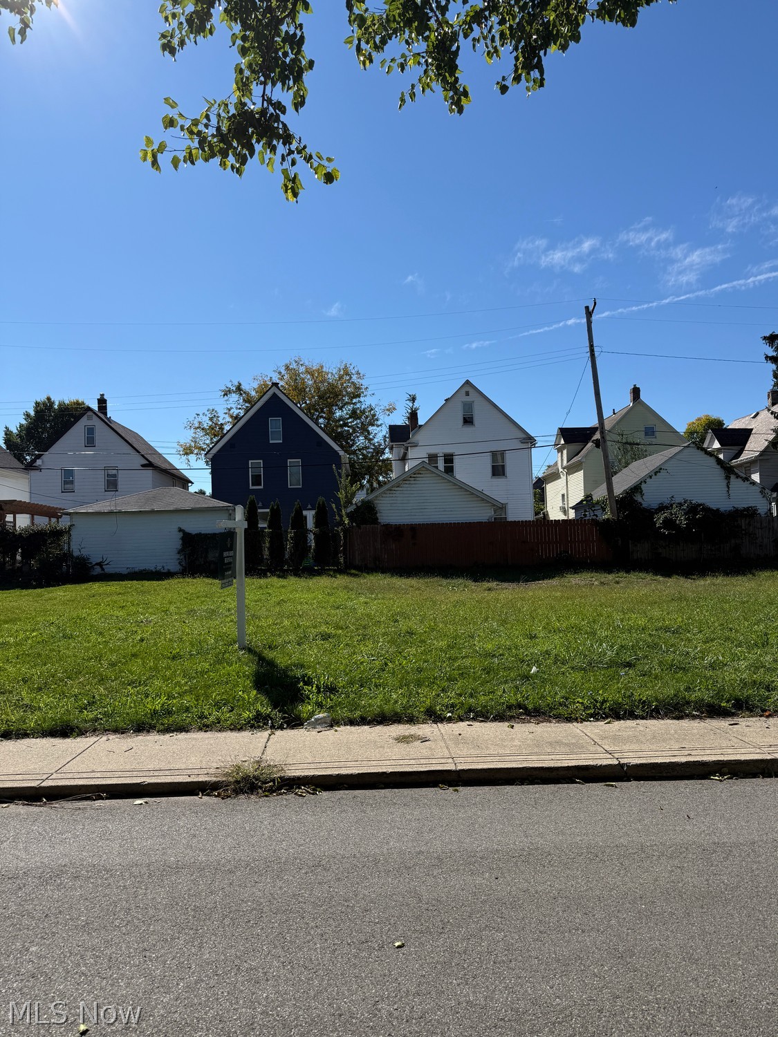 6107 Ellen Avenue Cleveland OH 44102