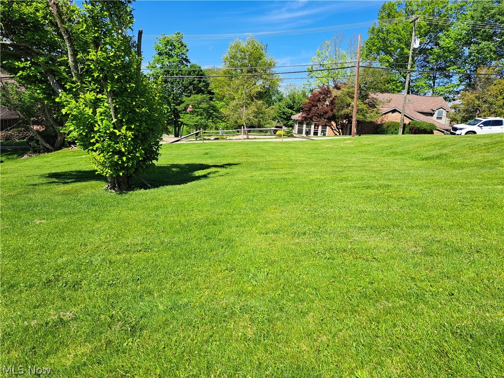 1724 Brenton Road Cambridge OH 43725