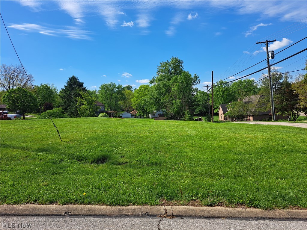 1724 Brenton Road Cambridge OH 43725