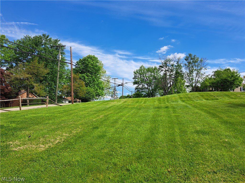 1724 Brenton Road Cambridge OH 43725