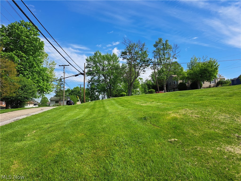 1724 Brenton Road Cambridge OH 43725