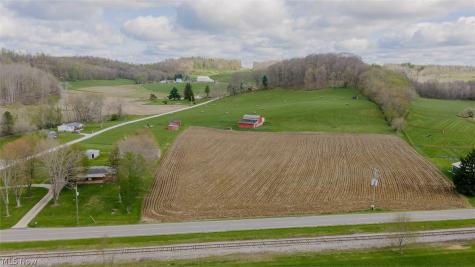 9939 Mapleton Street SE East Canton OH 44730