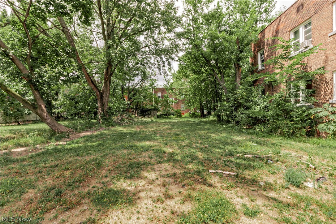 884 E 144th Street Cleveland OH 44110