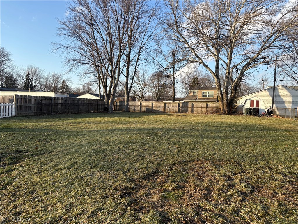 714 Hammer Court Elyria OH 44035