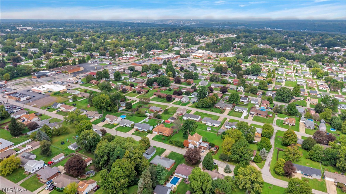 Geneva Avenue Struthers OH 44471