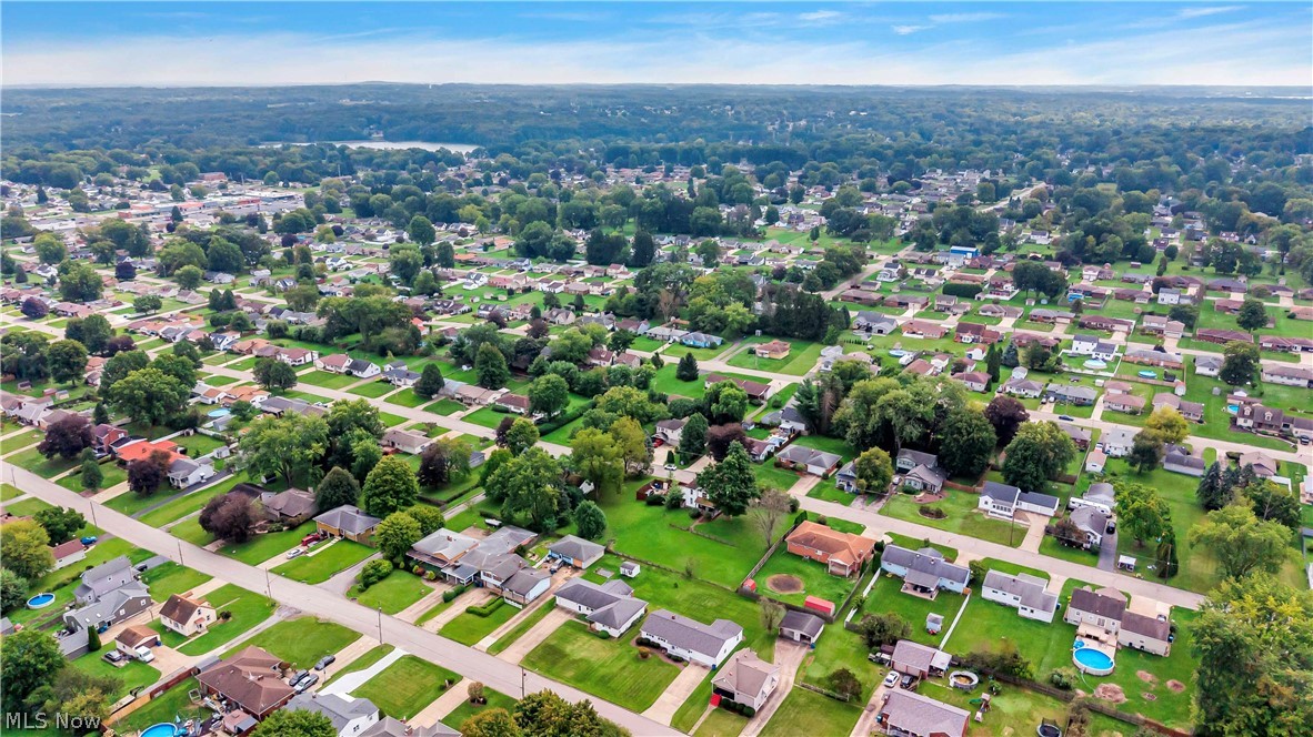 Geneva Avenue Struthers OH 44471