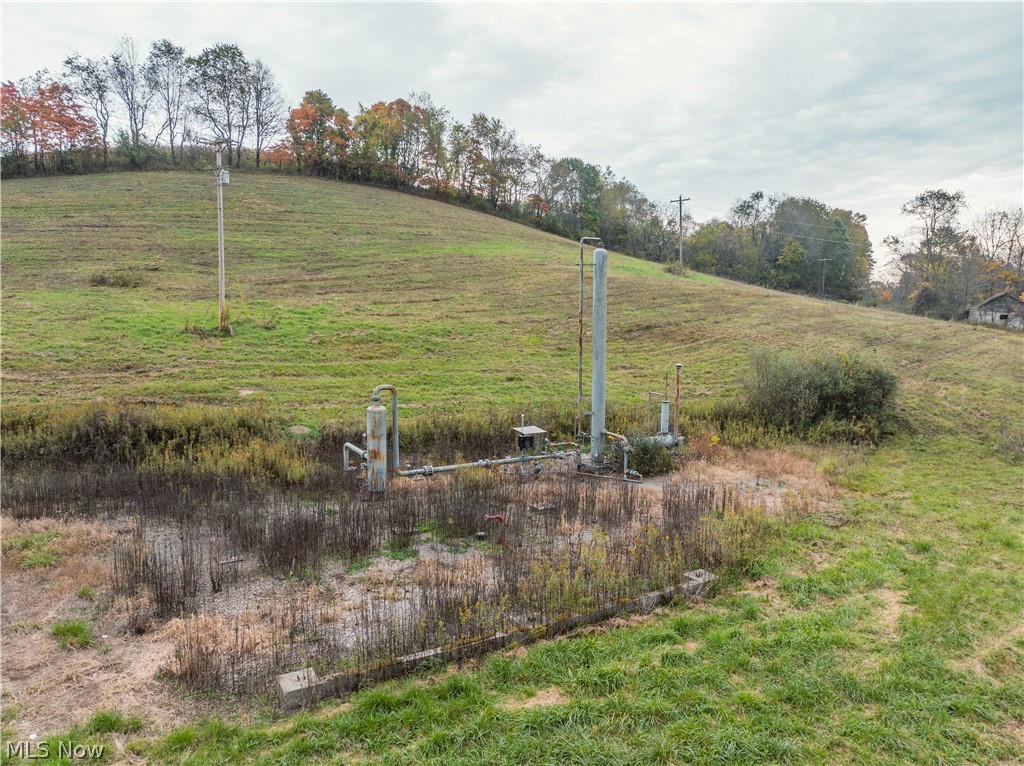 7733 Elliott Road Newcomerstown OH 43832